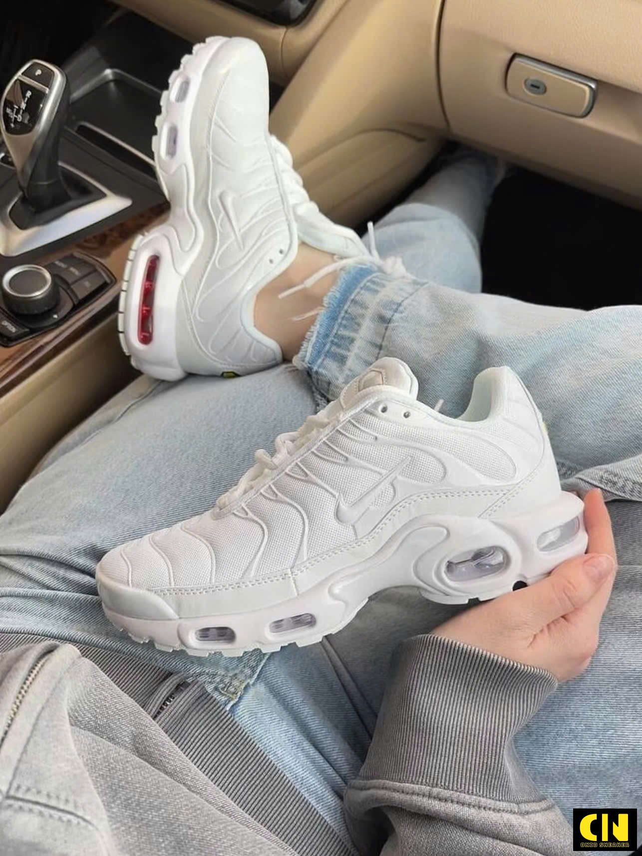 Giày Nike Air Max Plus White Metallic Silver Giày Nike Air Max Plus White Metallic Silver