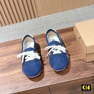 Giay Nu Onitsuka Tiger Versace Sakura Blue Da Lon Giày Nữ Onitsuka Tiger Versace Sakura Blue Da Lộn