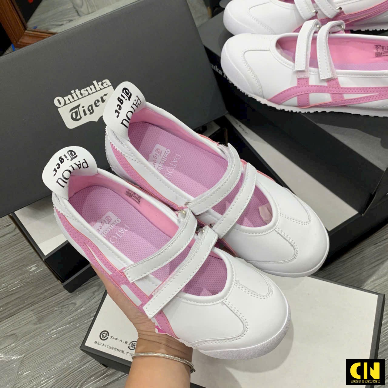 Giày Onitsuka Tiger Patou Mexico 66 Ballerina Hồng Trắng Giày Onitsuka Tiger PATOU Mexico 66 Ballerina Hồng Trắng