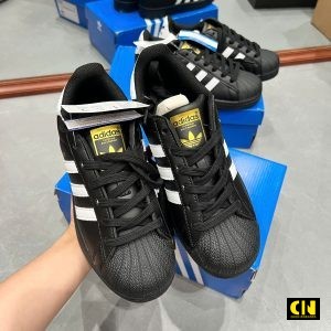 Giay Sneaker Adidas Superstar Den Soc Trang Mui So Giày Sneaker Adidas Superstar Đen Sọc Trắng Mũi Sò