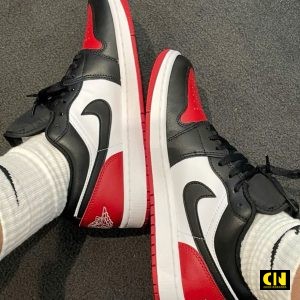 Giay Sneaker Air Jordan 1 Low Bred Toe Fullbox Du Size Giày Sneaker Air Jordan 1 Low Bred Toe Fullbox Đủ Size