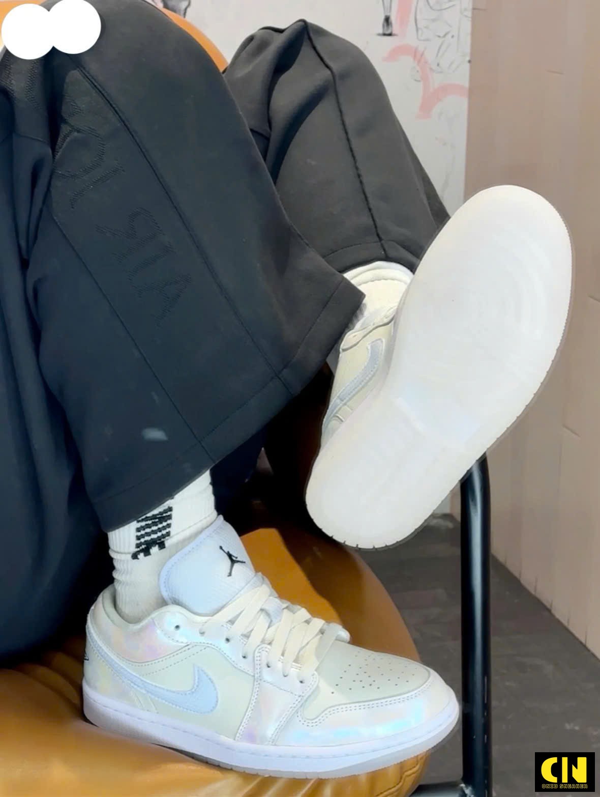 Giày Sneaker Air Jordan 1 Low Year Of The Snake Hf4080-001 Bản Đẹp Fullbox Giày Sneaker Air Jordan 1 Low Year Of The Snake HF4080-001 Bản Đẹp Fullbox