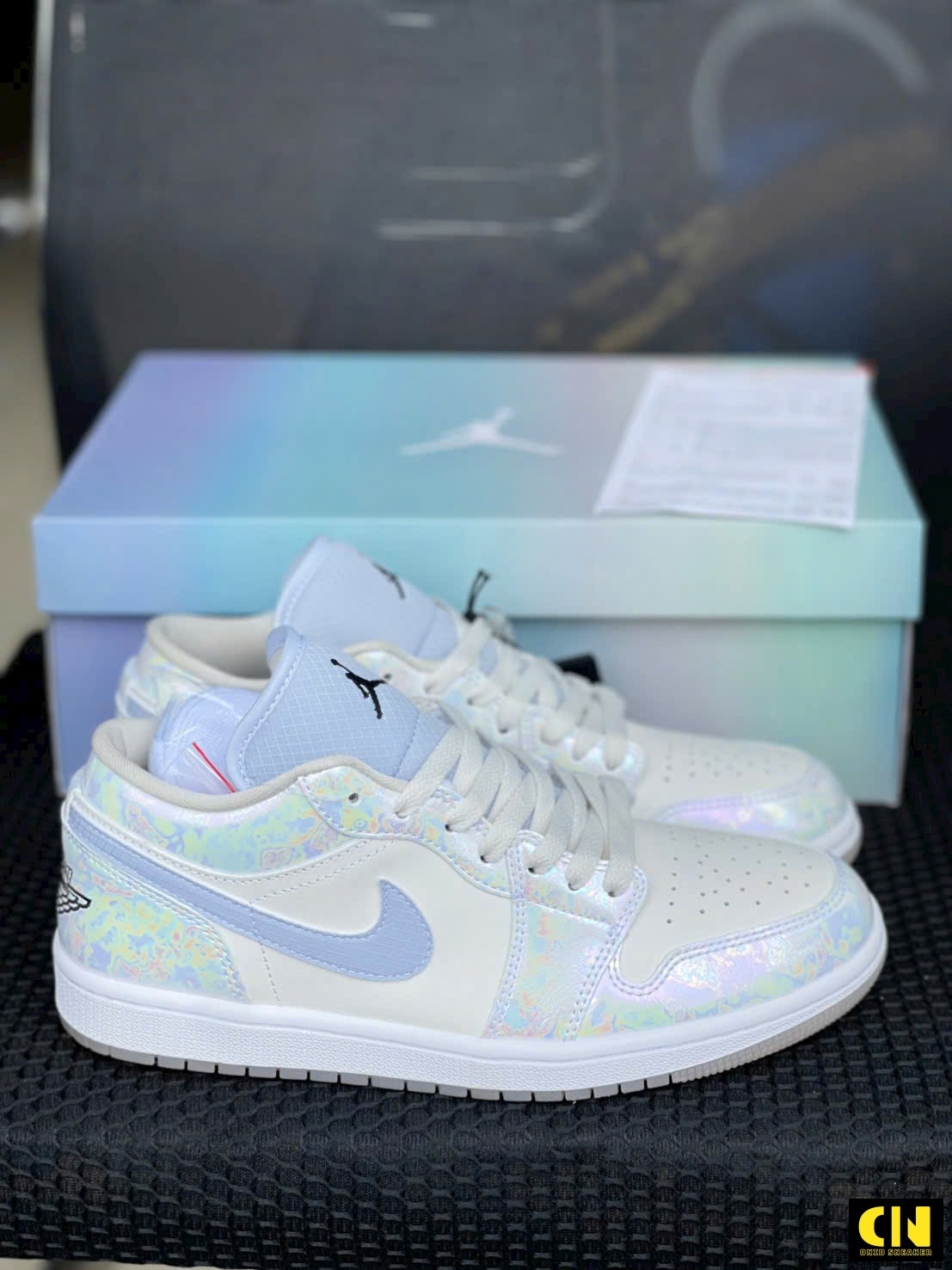 Giày Sneaker Air Jordan 1 Low Year Of The Snake Giày Sneaker Air Jordan 1 Low Year Of The Snake