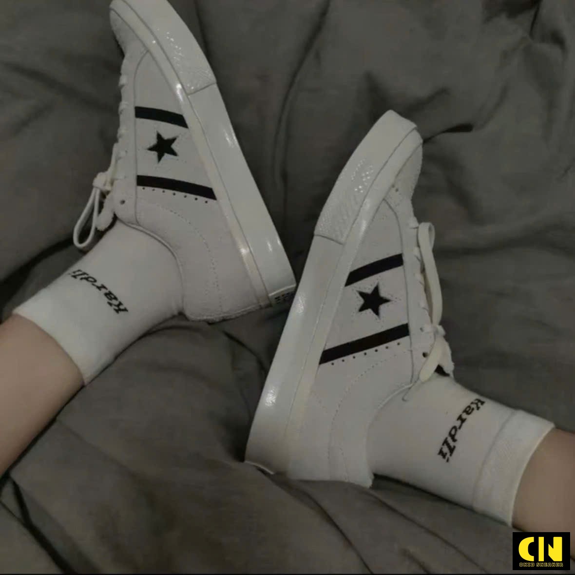 Giày Sneaker Converse One Star Academy Ivory Chuẩn Size Giày Sneaker Converse One Star Academy Ivory Chuẩn Size