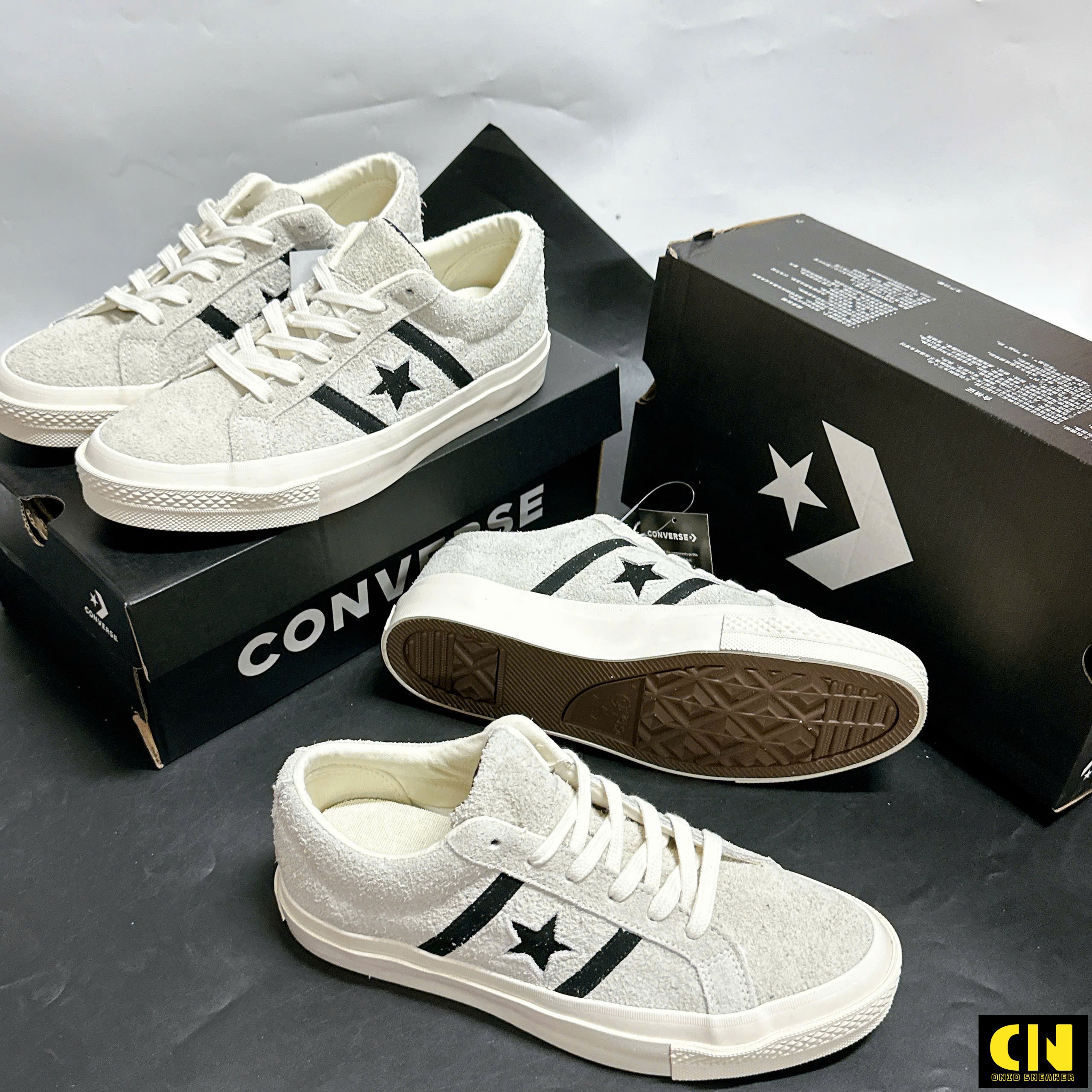 Giày Sneaker Converse One Star Academy Marfil Trắng Kem Đen Giày Sneaker Converse One Star Academy Marfil Trắng Kem Đen