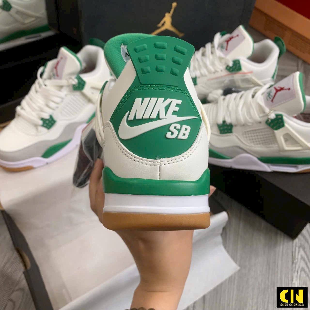 Giày Sneaker Nike Air Jordan 4 Pine Green Xám Giày Sneaker Nike Air Jordan 4 Pine Green Xám