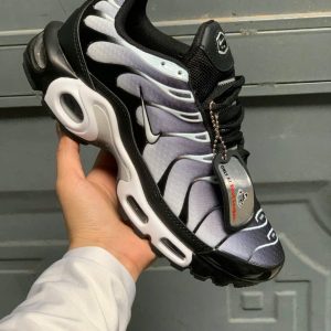 Giay Sneaker Nike Air Max Plus Black Metallic Silver Den Bac Giày Sneaker Nike Air Max Plus Black Metallic Silver Đen Bạc