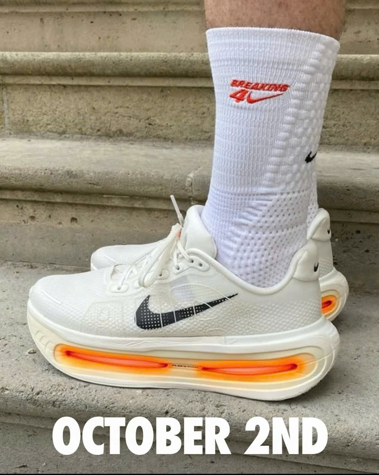 Giày Sneaker Nike Vomero Premium Sail Coconut Milk White Orange Giày Sneaker Nike Vomero Premium Sail Coconut Milk White Orange