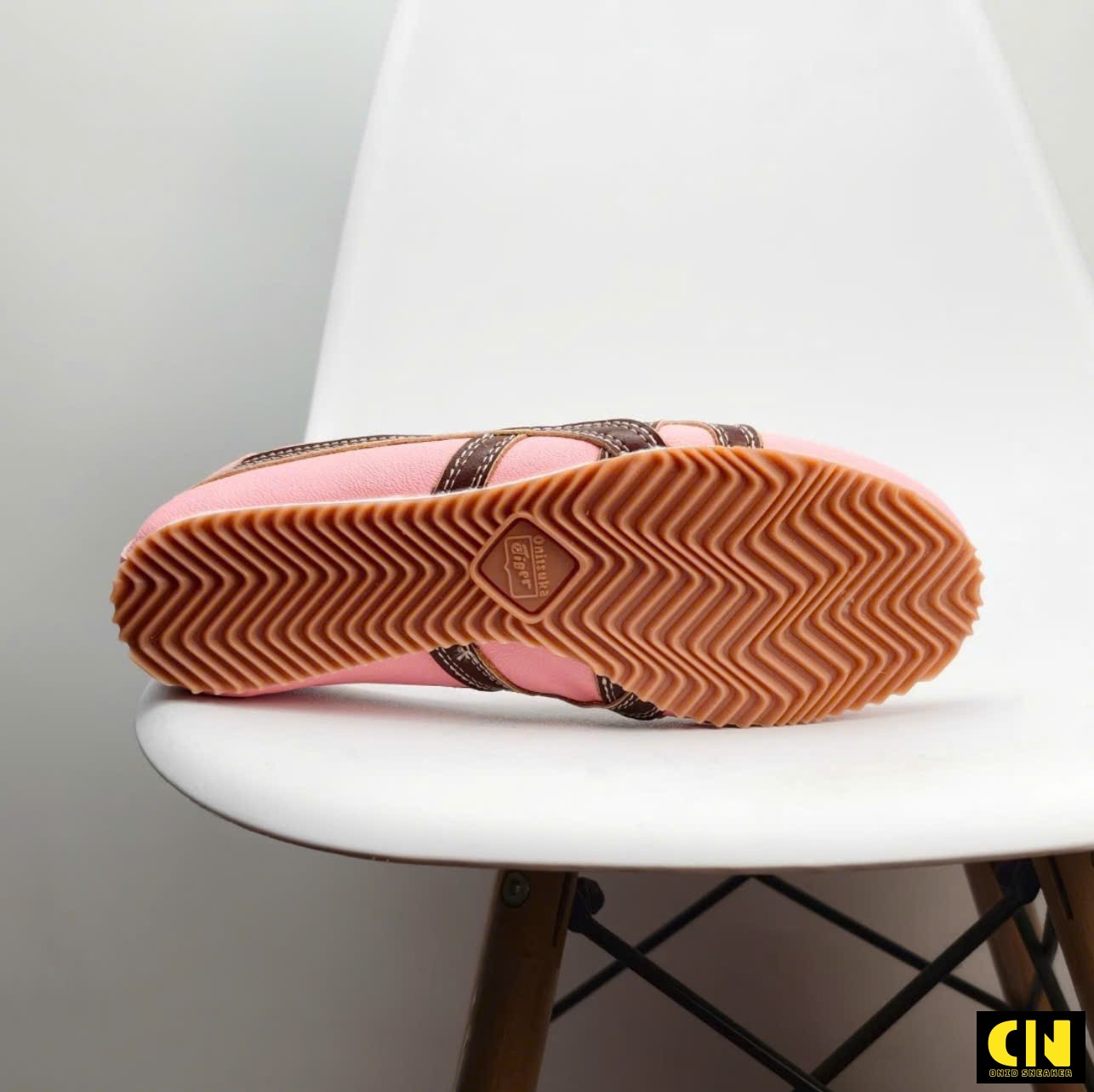Giày Sneaker Nữ Onitsuka Tiger Versace Hồng Phấn Cao Cấp Giày Sneaker Nữ Onitsuka Tiger Versace Hồng Phấn Cao Cấp