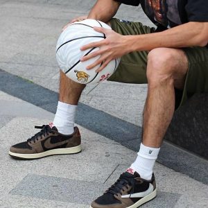 Giay The Thao Nike Air Jordan 1 Low Co Thap Travis Scott Mocha Giày Thể Thao Nike Air Jordan 1 Low Cổ Thấp Travis Scott Mocha