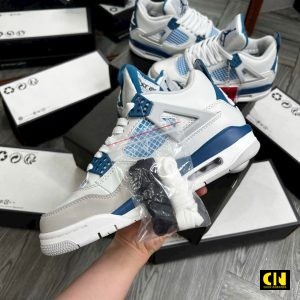 Giay The Thao Nike Air Jordan 4 Retro Gs Military Blue Xanh Trang Giày Thể Thao Nike Air Jordan 4 Retro GS Military Blue Xanh Trắng