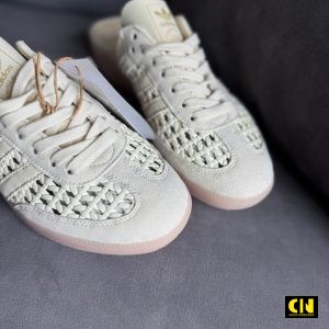 Giay Adidas Mule Samba Og Cream White Mau Kem Size Fullbox Giày Adidas Mule Samba OG Cream White Màu Kem Size Fullbox