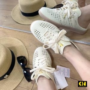 Giay Adidas Mule Samba Og Trang Kem Luoi De Gum Giày Adidas Mule Samba OG Trắng Kem Lưới Đế Gum