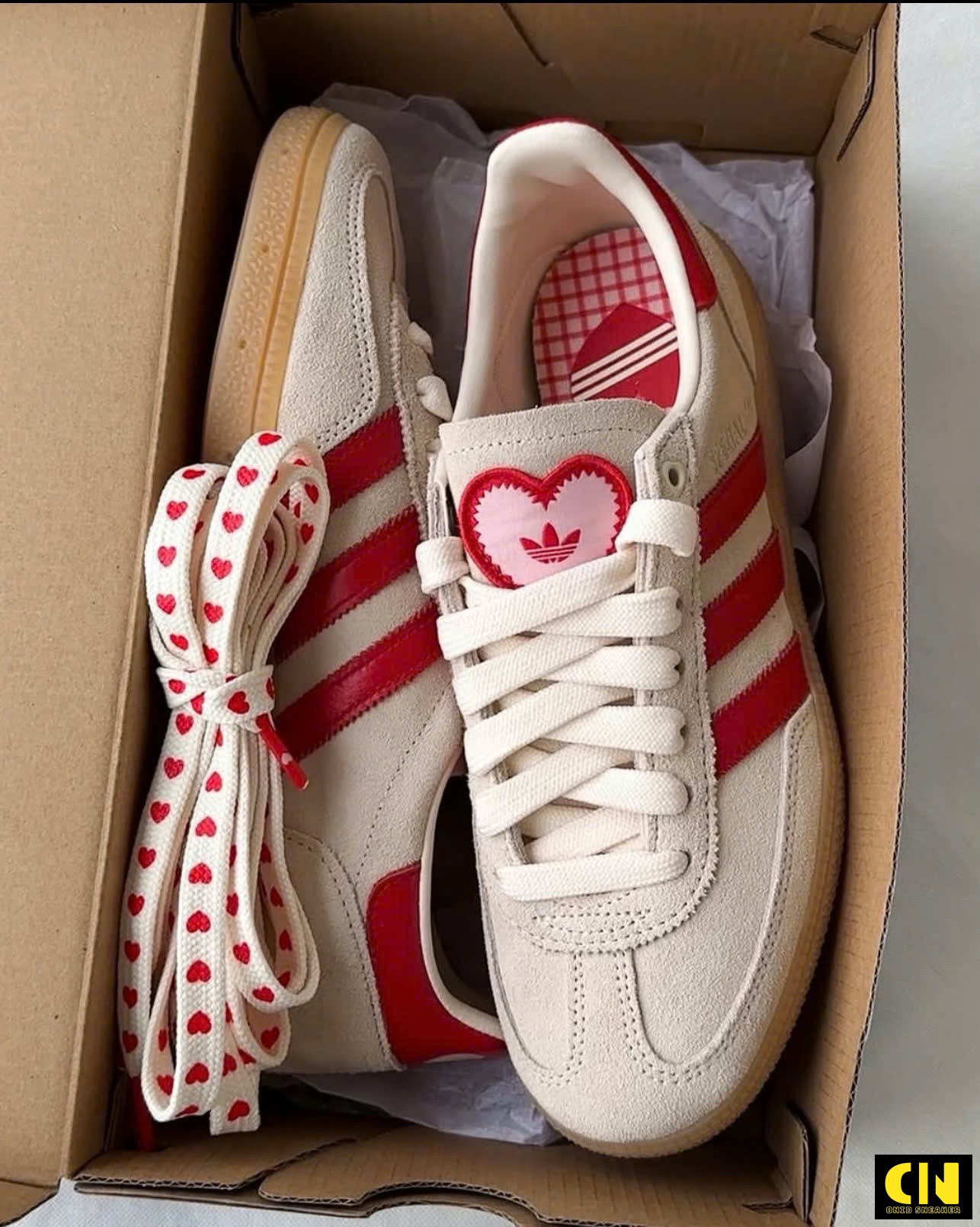 Giày Adidas Originals Handball Spezial Valentines Day Bright Red Giày Adidas Originals Handball Spezial Valentines Day Bright Red