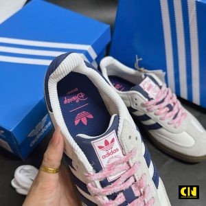 Giay Adidas Samba Disney Og Trang Xanh Navy Day Hong Co Thap Giày Adidas Samba DISNEY OG Trắng Xanh Navy Dây Hồng Cổ Thấp