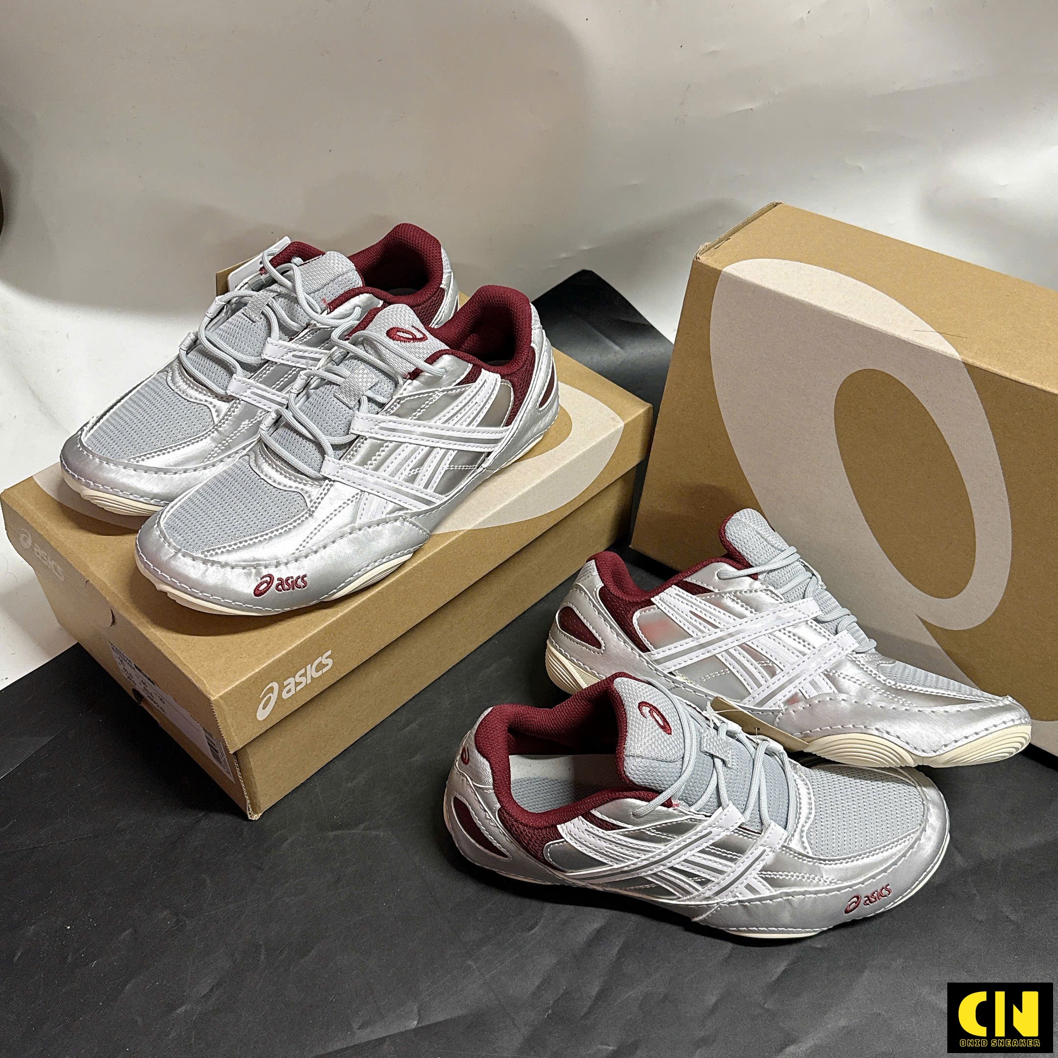 Giày Asics Hypersync Xám Bạc Đỏ Burgundy Giày Asics Hypersync Xám Bạc Đỏ Burgundy