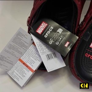 Giay Dep Crocs Classic Clog Marvel Spider Man Neo Tag 1 Giay Dep Crocs Classic Clog Marvel Spider Man Neo Tag 1