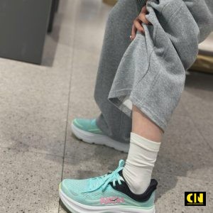 Giay Hoka Bondi 9 Xanh Bac Ha Phoi Hong Chuan Size Giày Hoka Bondi 9 Xanh Bạc Hà Phối Hồng Chuẩn size