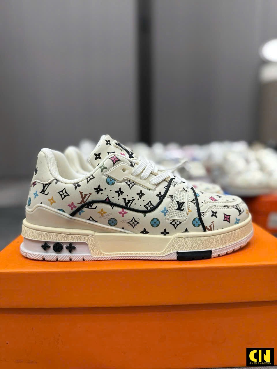 Giày Louis Vuitton Lv Trainer 54 Beige White Multicolor Trắng Giày Louis Vuitton LV Trainer 54 Beige White Multicolor Trắng