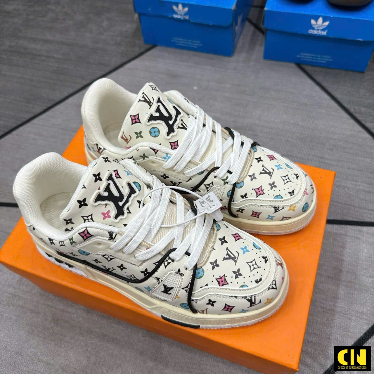 Giày Louis Vuitton Lv Trainer 54 Beige White Multicolor Giày Louis Vuitton LV Trainer 54 Beige White Multicolor
