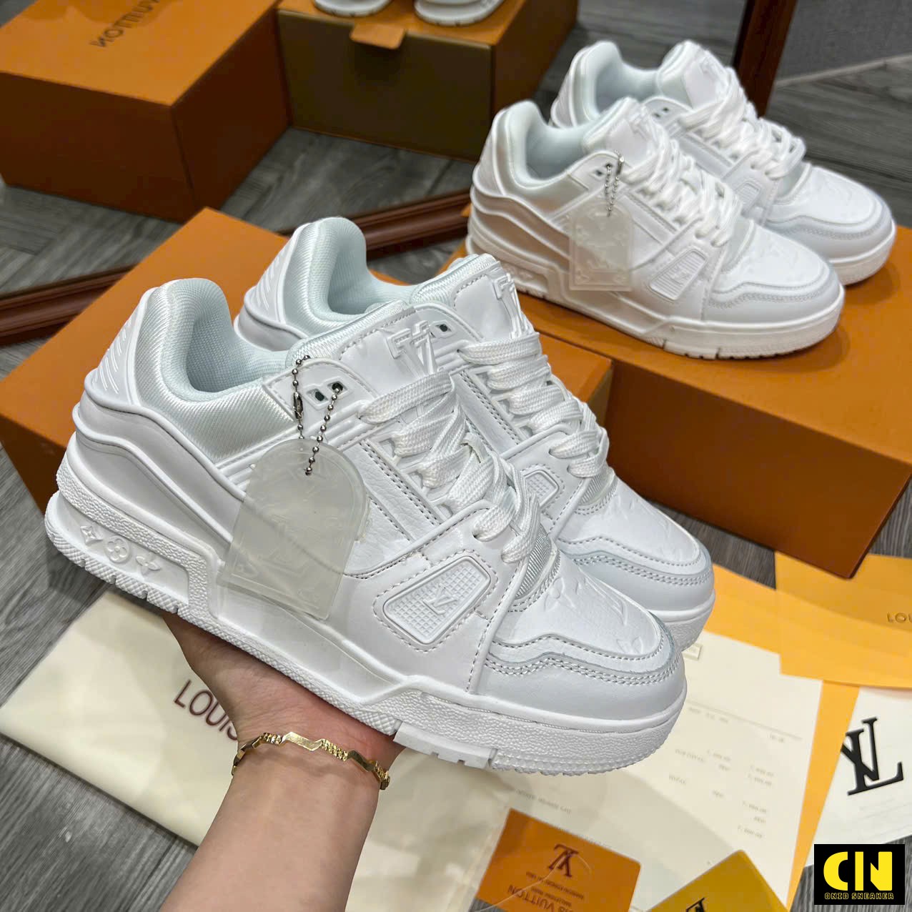 Giày Louis Vuitton Lv Trainer Triple White Low Top Giày Louis Vuitton LV Trainer Triple White Low Top