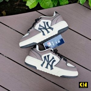 Giay Mlb Korea Chunky Liner Basic New York Yankees Charcoal Grey Giày MLB Korea Chunky Liner Basic New York Yankees Charcoal Grey