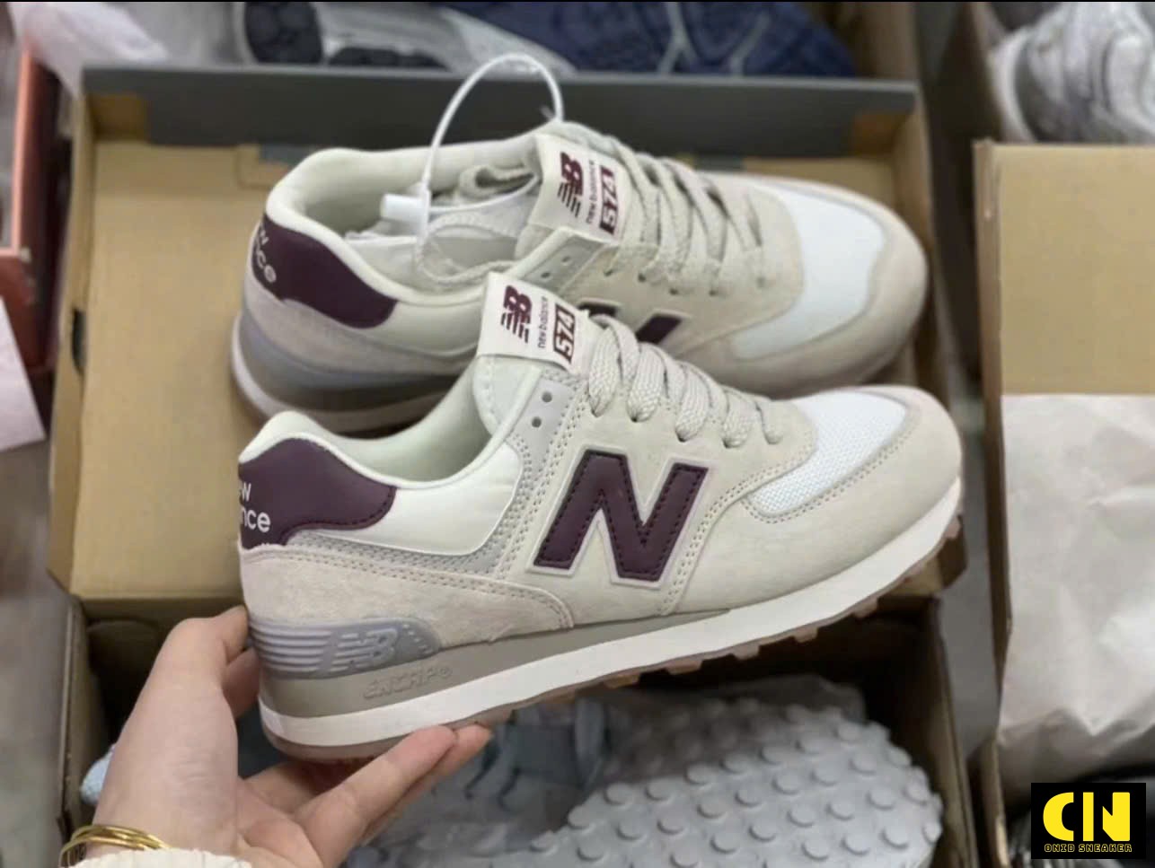 Giày New Balance 574 Off White Red Full Box Giày New Balance 574 Off White Red Full Box