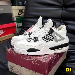 Giay Nike Air Jordan 4 Retro Military Black Chuan Size Giày Nike Air Jordan 4 Retro Military Black Chuẩn Size