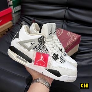 Giay Nike Air Jordan 4 Retro Military Black Trang Den Giày Nike Air Jordan 4 Retro Military Black Trắng Đen