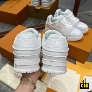 Giay Sneaker Louis Vuitton Lv Trainer Mau Trang Su Gia Sieu Uu Dai Giày Sneaker Louis Vuitton LV Trainer Màu Trắng Sứ Giá Siêu Ưu Đãi