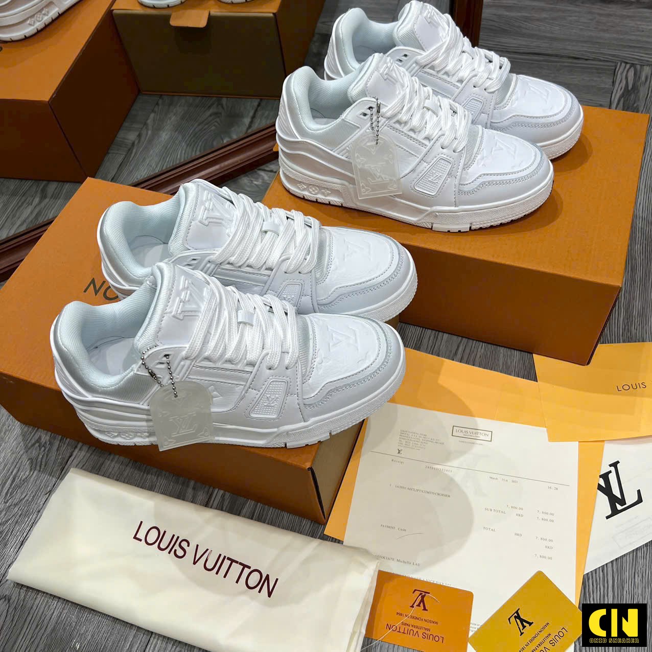 Giày Sneaker Louis Vuitton Lv Trainer Triple White Low Top Tặng Kèm Tag Giày Sneaker Louis Vuitton LV Trainer Triple White Low Top Tặng kèm Tag
