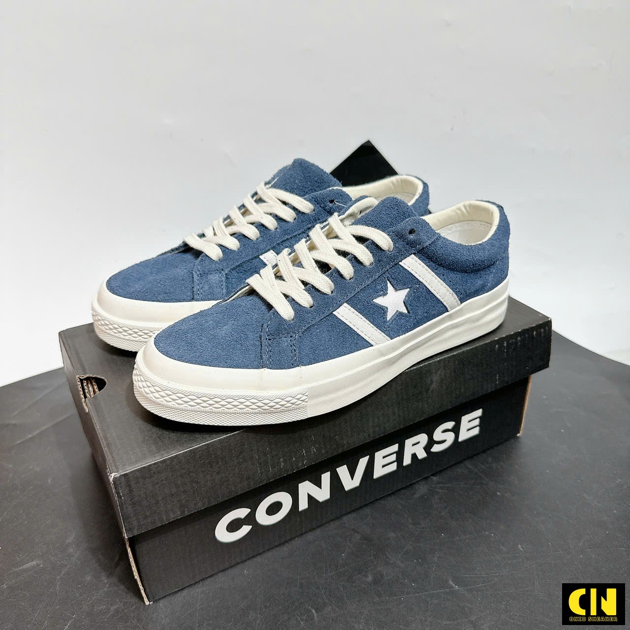 Giày Sneaker Nam Converse One Star Academy Pro Xanh Denim Da Lộn Giày Sneaker Nam Converse One Star Academy Pro Xanh Denim Da Lộn