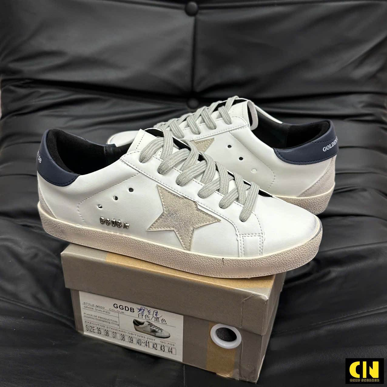 Giày Sneaker Nam Nữ Golden Goose Superstar Màu Trắng Gót Xanh Than Giày Sneaker Nam Nữ Golden Goose Superstar Màu Trắng Gót Xanh Than