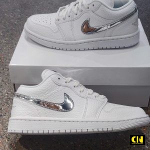 Giay Sneaker Nike Air Jordan 1 Low Se Tone Trang Bac Giày Sneaker Nike Air Jordan 1 Low SE Tone Trắng Bạc