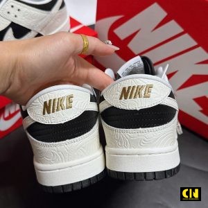 Giay Sneaker Nike Dunk Embossed Baroque Den Trang Giày Sneaker Nike Dunk Embossed Baroque Đen Trắng