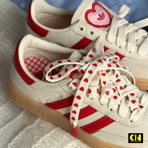 Giay Sneaker Nu Adidas Handball Spezial Valentine Tone Trang Kem Giày Sneaker Nữ Adidas Handball Spezial Valentine Tone Trắng Kem