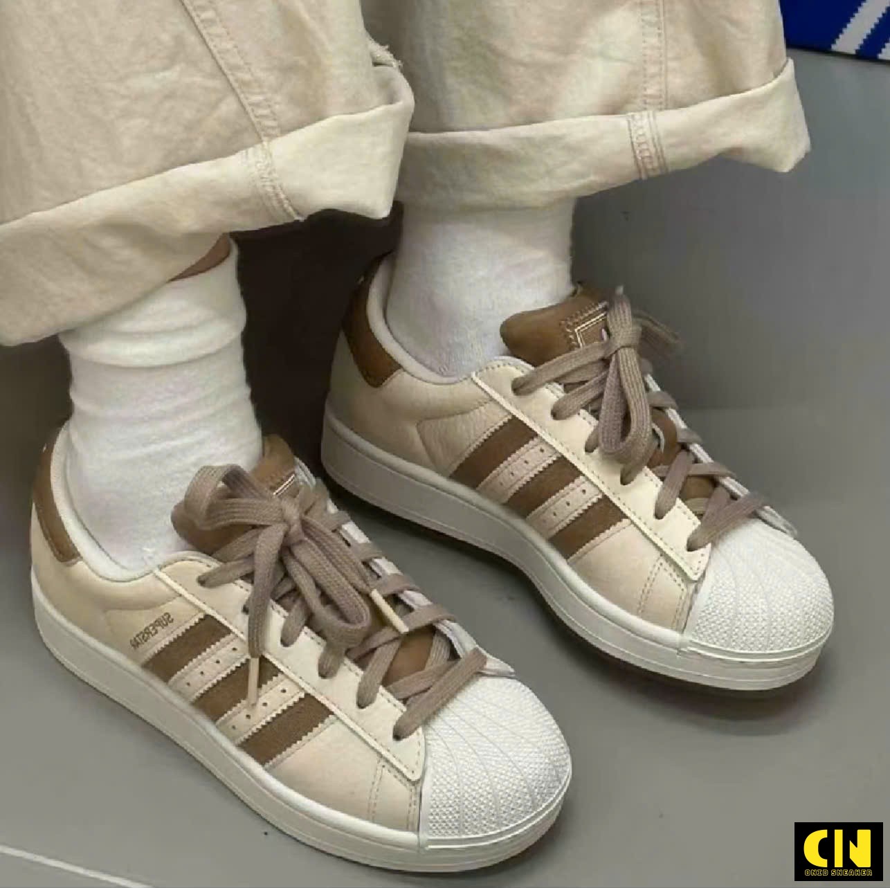 Giày Sneaker Nữ Adidas Superstar Phối Màu Nâu Latte Giày Sneaker Nữ Adidas Superstar Phối Màu Nâu Latte