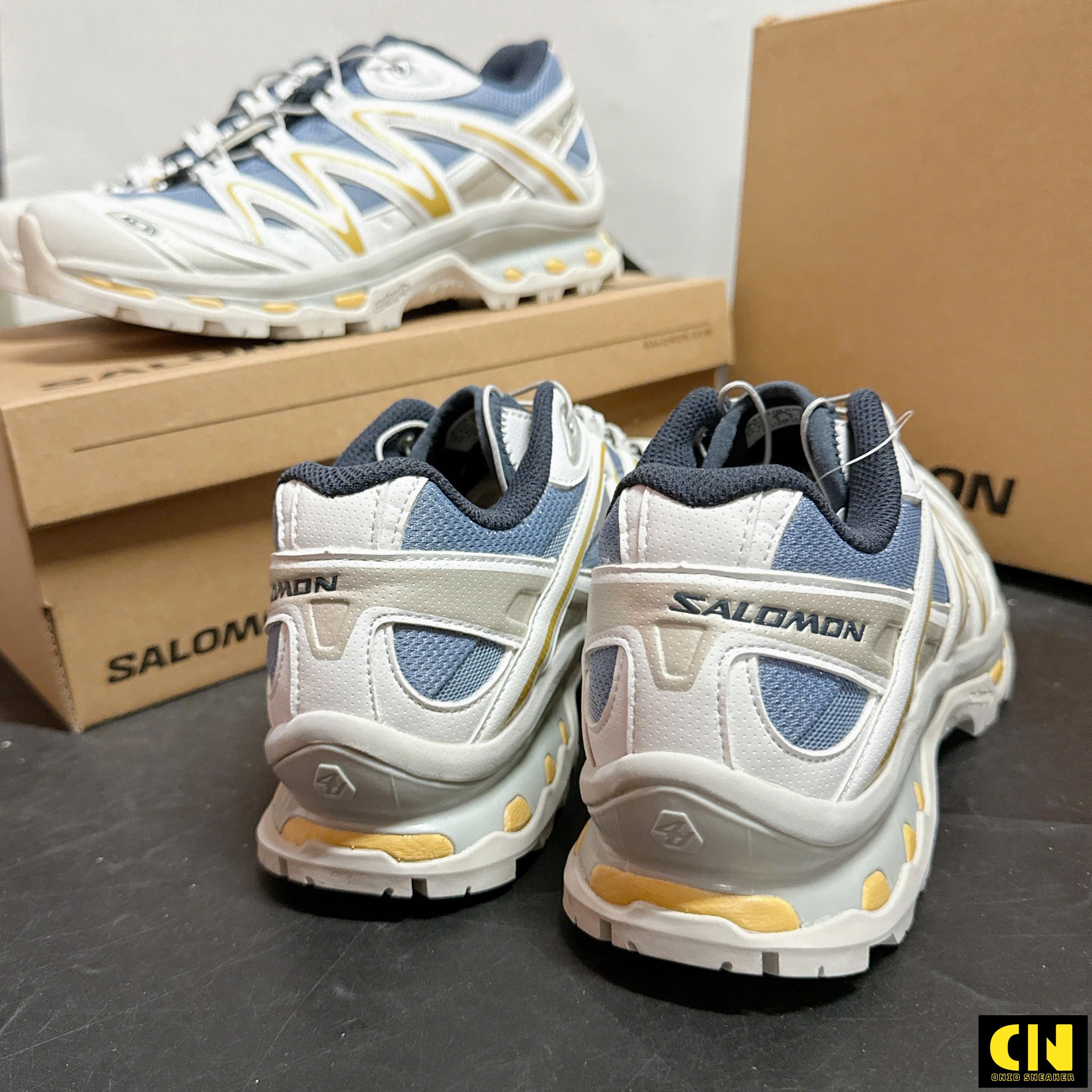 Giày Sneaker Salomon Xt-Quest Phối Màu Xanh Trắn Giày Sneaker Salomon XT-Quest Phối Màu Xanh Trắn
