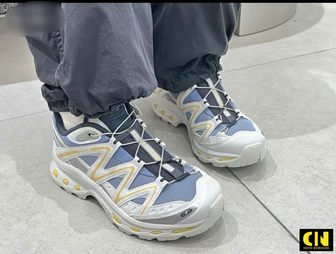 Giày Sneaker Salomon Xt-Quest Trắng Xanh Dáng Thể Thao Giày Sneaker Salomon XT-Quest Trắng Xanh Dáng Thể Thao