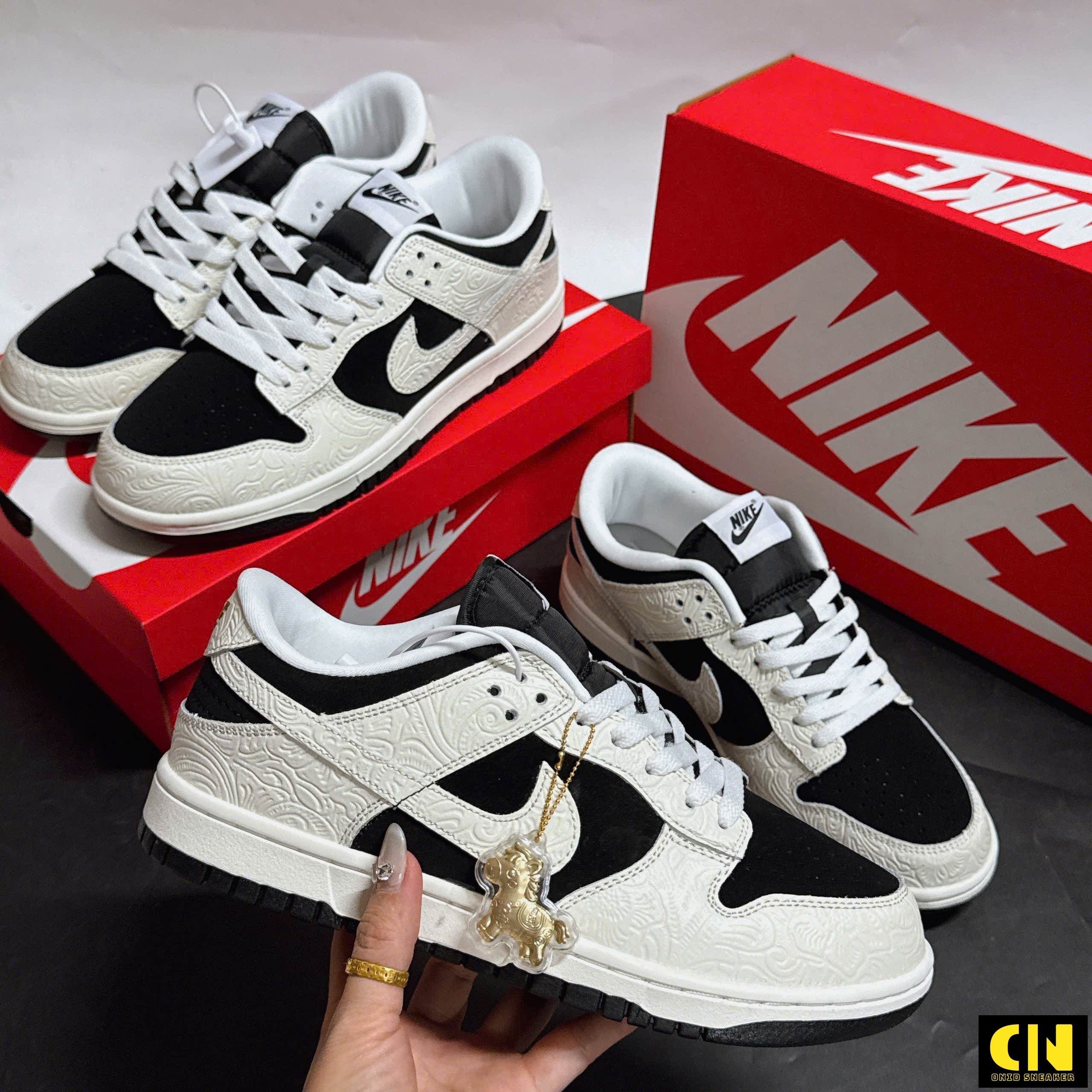 Giày Thể Thao Nam Nike Dunk Embossed Baroque Black White Chuẩn Form Giày Thể Thao Nam Nike Dunk Embossed Baroque Black White Chuẩn Form