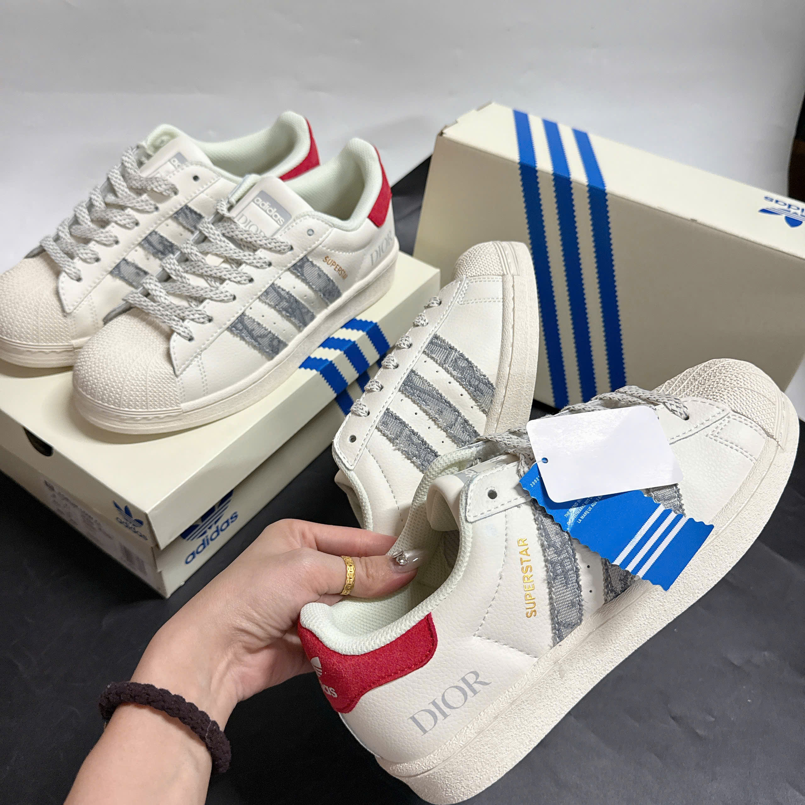 Giày Thời Trang Adidas Superstar Dior White Gray Red Giày Thời Trang Adidas Superstar Dior White Gray Red