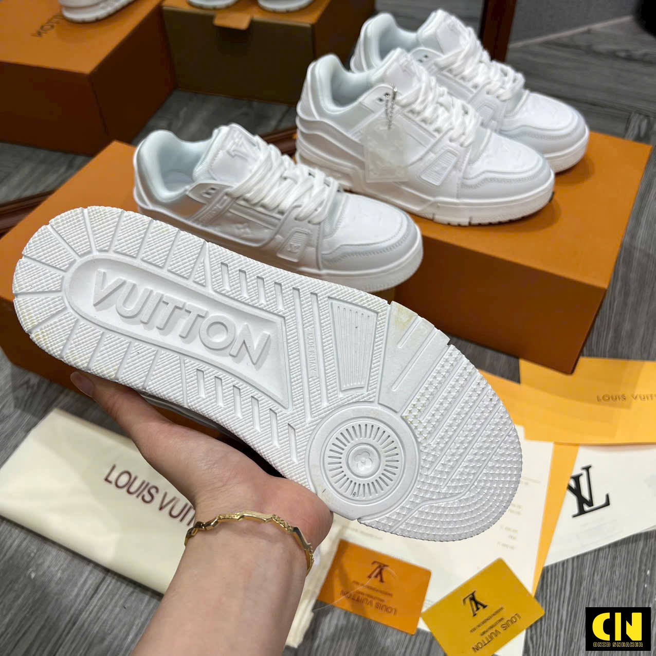 Giày Thời Trang Louis Vuitton Lv Trainer Tripper White Trắng Giày Thời Trang Louis Vuitton LV Trainer Tripper White Trắng