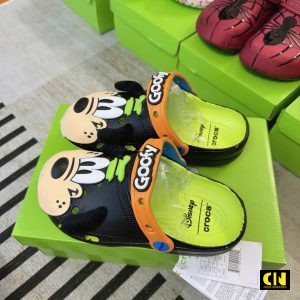 Dep Disney X Crocs Classic Clog Goofy Dép Disney x Crocs Classic Clog Goofy
