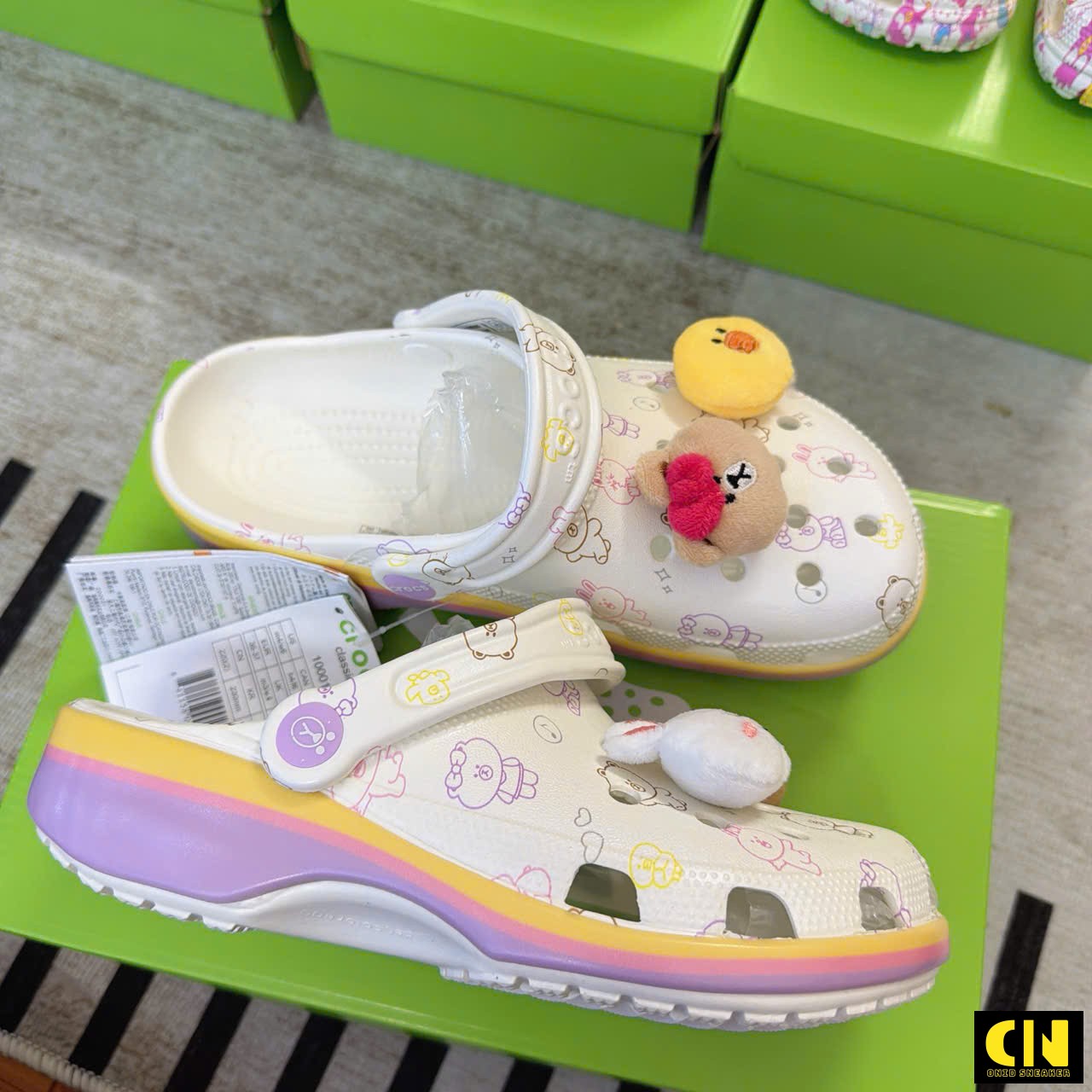 Dép Sục Crocs Classic Line Friends Clog Full Box Dép sục Crocs Classic Line Friends Clog Full Box