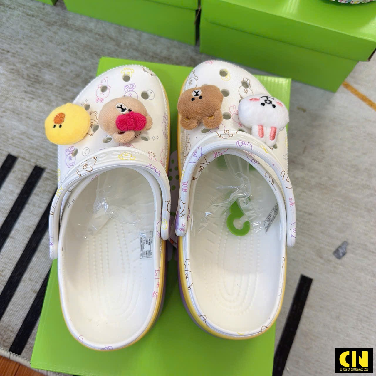 Dép Sục Đế Cao Line Friends Trắng Hồng Dép sục đế cao Line Friends Trắng Hồng