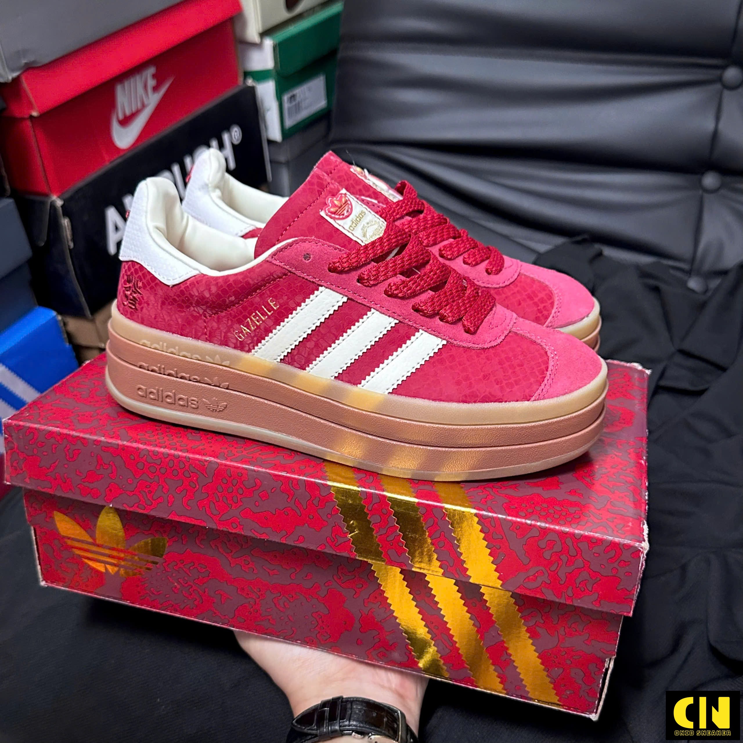 Giày Adidas Gazelle White Red Giày Adidas Gazelle White Red