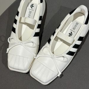 Giay Bup Be The Thao Nu Adidas Superstar Jennie Trang Kem De Bet Giày Búp Bê Thể Thao Nữ Adidas Superstar Jennie Trắng Kem Đế Bệt
