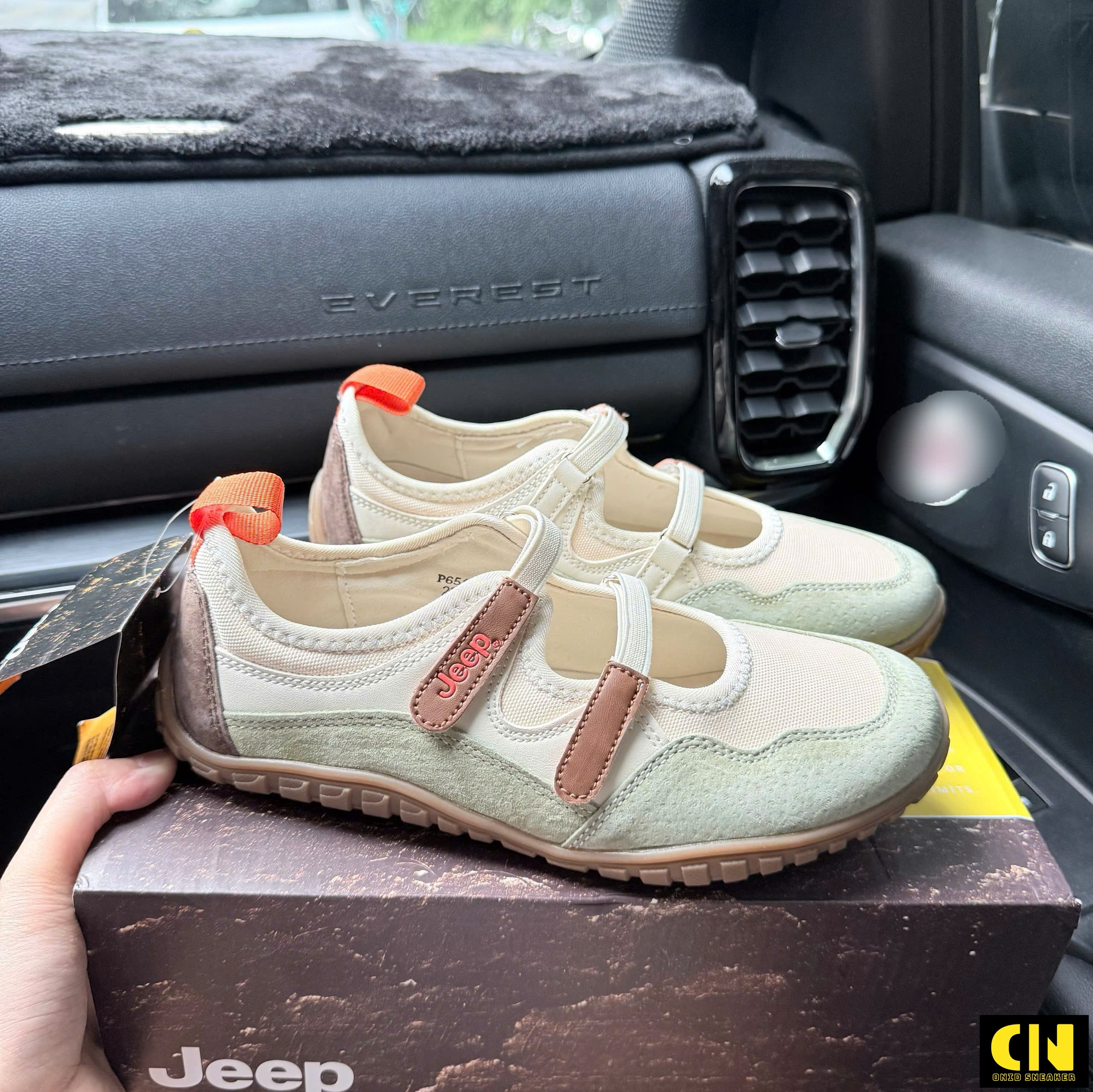 Giày Jeep Outdoor Low Top Cream Light Green Giày Jeep Outdoor Low Top Cream Light Green