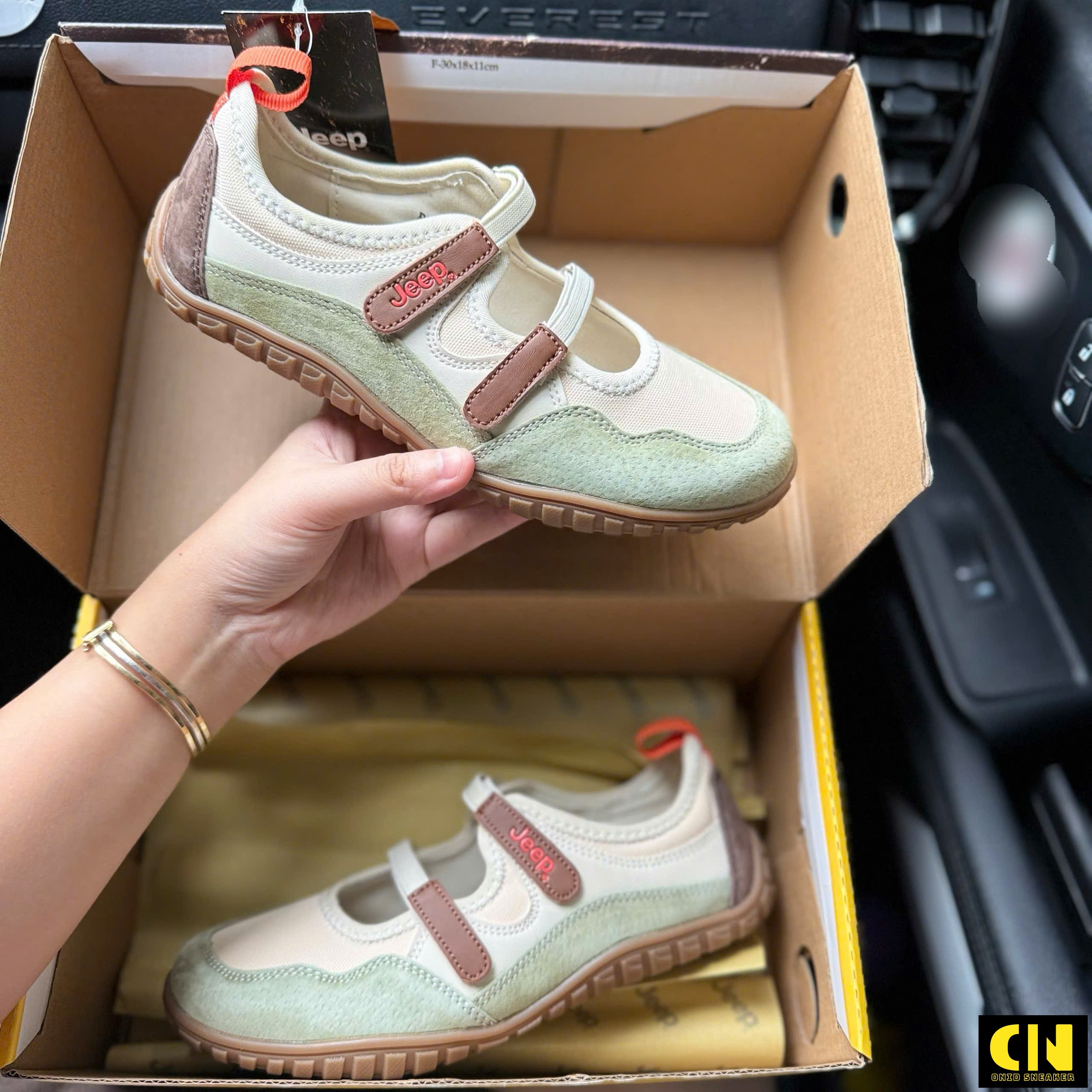 Giày Jeep Outdoor Low Top White Green Đế Cao Su Bám Sàn Giày Jeep Outdoor Low Top White Green Đế Cao Su Bám Sàn