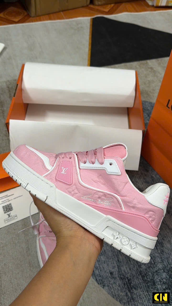 Giày Lv Trainer 54 Pink White Chuẩn Form Giày LV Trainer 54 Pink White Chuẩn Form